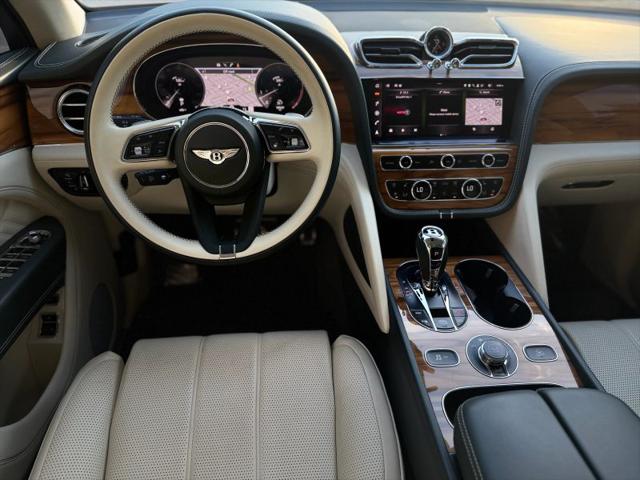 2023 Bentley Bentayga Azure