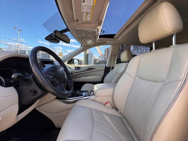 2019 INFINITI QX60 LUXE