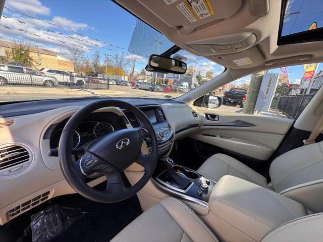 2019 INFINITI QX60 LUXE