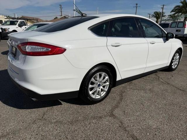 2016 Ford Fusion S