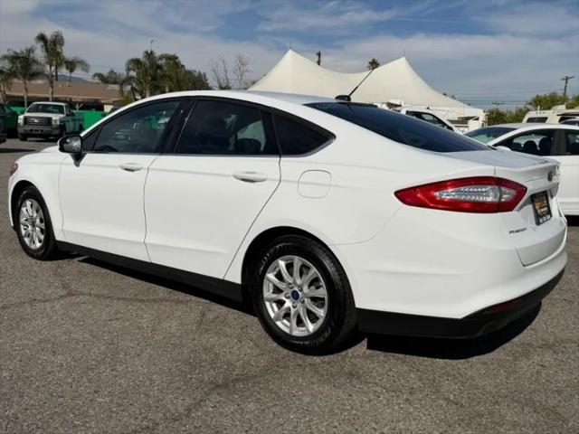 2016 Ford Fusion S