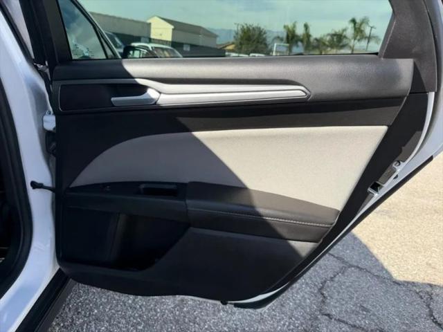 2016 Ford Fusion S