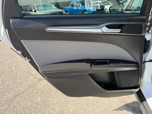 2016 Ford Fusion S