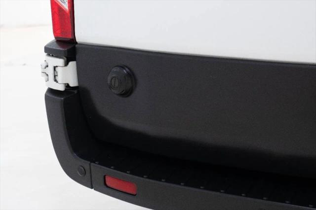 2020 Ford Transit Cargo Van Medium Roof w/LWB