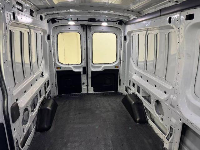 2020 Ford Transit Cargo Van Medium Roof w/LWB