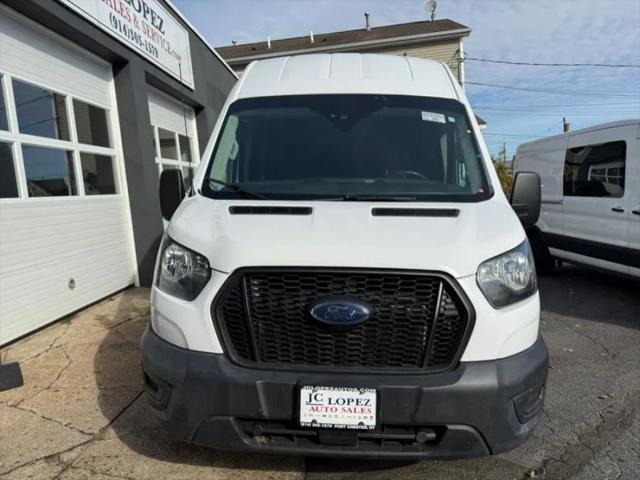 2022 Ford Transit Cargo Van Base