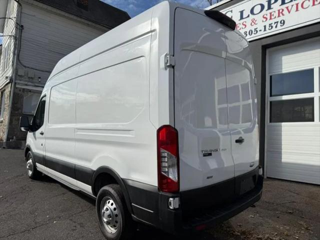 2022 Ford Transit Cargo Van Base