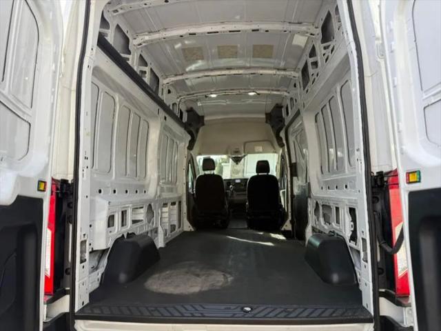 2022 Ford Transit Cargo Van Base