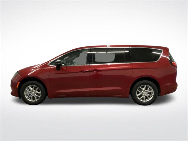 2026 Chrysler Voyager LX