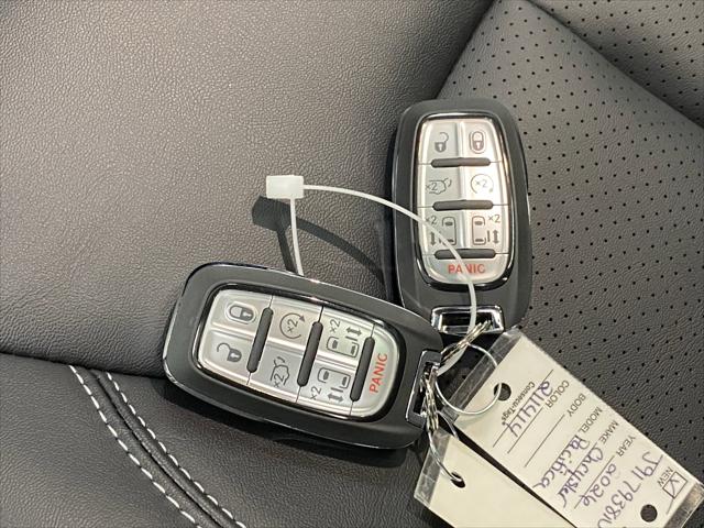 2026 Chrysler Pacifica Select AWD
