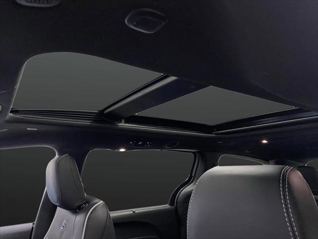 2026 Chrysler Pacifica Limited AWD