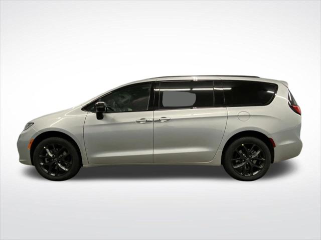 2026 Chrysler Pacifica Limited AWD