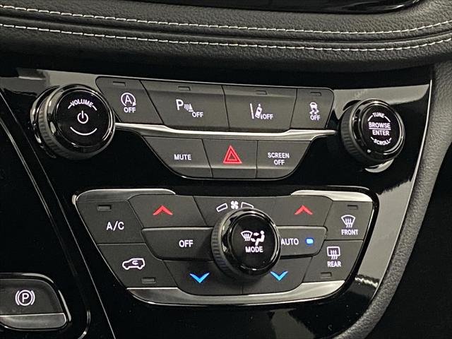 2026 Chrysler Pacifica Limited AWD