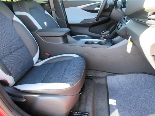 2026 Buick NV Preferred FWD