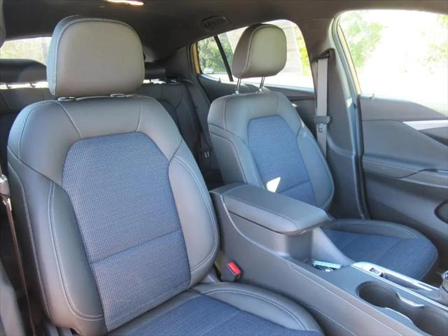 2026 Buick NV Preferred FWD