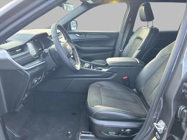2025 Jeep Grand Cherokee L Altitude X 4x4