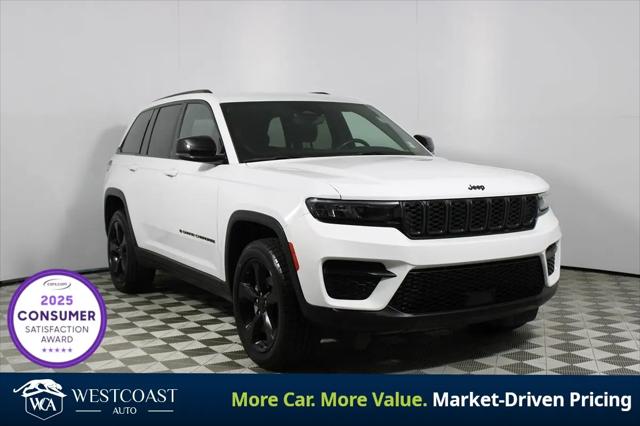 2022 Jeep Grand Cherokee Altitude 4x2 for sale in Montclair, CA
