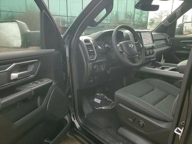 2026 Ram 1500 Big Horn Crew Cab 4x4 5'7" Box
