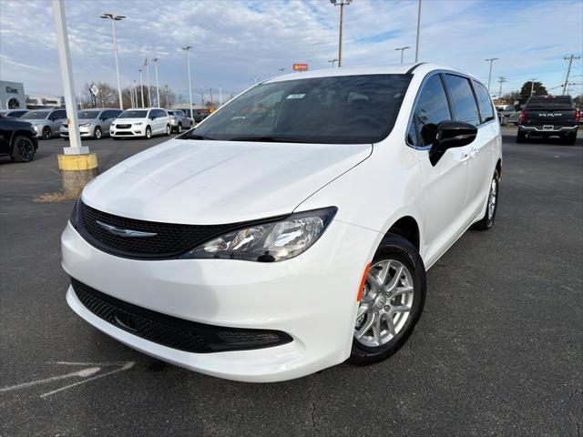 2026 Chrysler Voyager VOYAGER LX