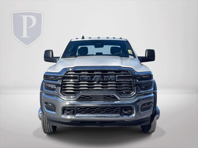 2026 RAM Ram 4500 Chassis Cab RAM 4500 TRADESMAN CHASSIS CREW CAB 4X4 60 CA 2026 RAM Ram 4500 Chassis Cab RAM 4500 TRADESMAN CHASSIS CREW CAB 4X4 60 CA