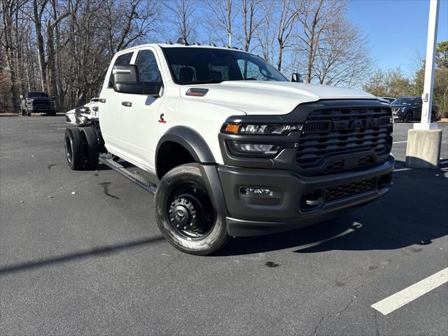 2026 RAM Ram 5500 Chassis Cab RAM 5500 TRADESMAN CHASSIS CREW CAB 4X4 60 CA