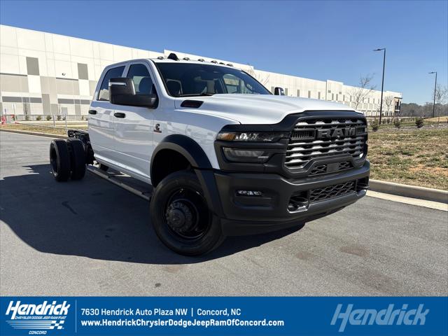 2026 RAM Ram 5500 Chassis Cab RAM 5500 TRADESMAN CHASSIS CREW CAB 4X4 60 CA