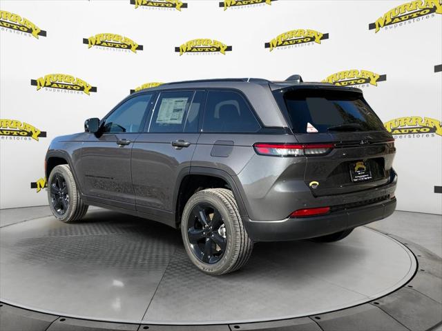 2025 Jeep Grand Cherokee Altitude 4x2