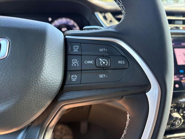 2025 Jeep Grand Cherokee Altitude 4x2