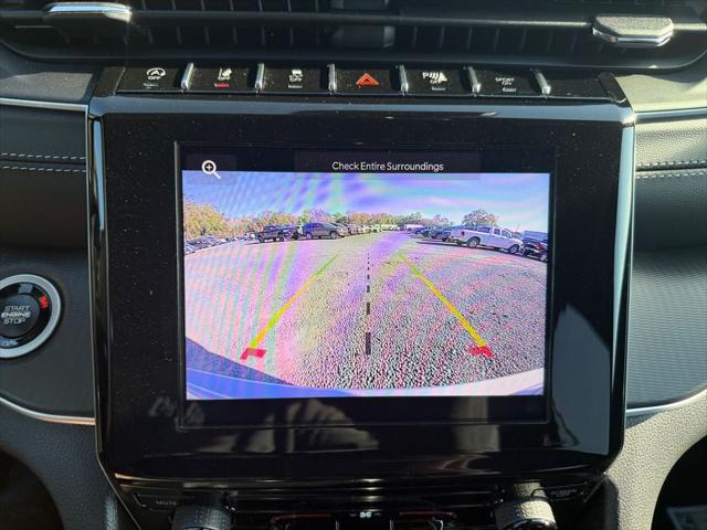 2025 Jeep Grand Cherokee Laredo 4x2