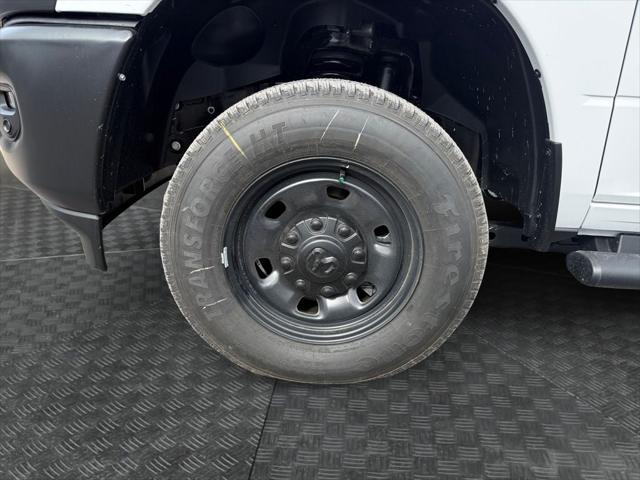 2026 Ram 2500 Tradesman Crew Cab 4x4 8' Box