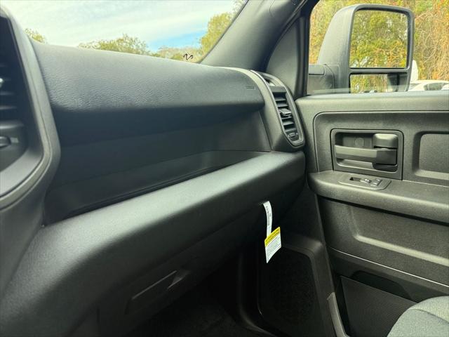 2026 Ram 2500 Tradesman Crew Cab 4x4 8' Box