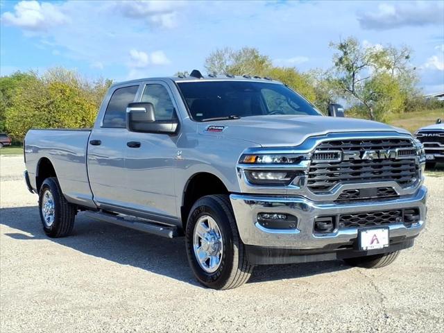 2026 RAM Ram 2500 RAM 2500 TRADESMAN CREW CAB 4X4 8 BOX