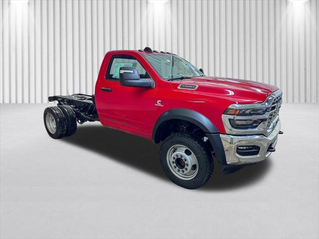 2026 RAM Ram 5500 Chassis Cab RAM 5500 TRADESMAN CHASSIS REGULAR CAB 4X4 60 CA