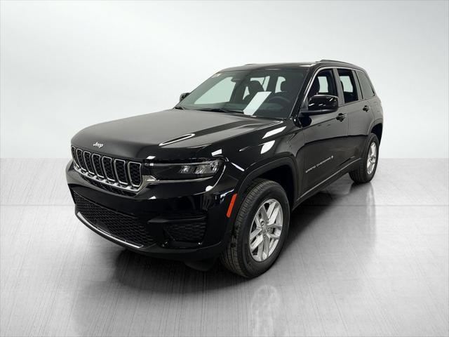 2025 Jeep Grand Cherokee GRAND CHEROKEE LAREDO X 4X2