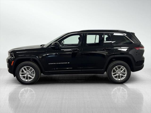 2025 Jeep Grand Cherokee GRAND CHEROKEE LAREDO X 4X2