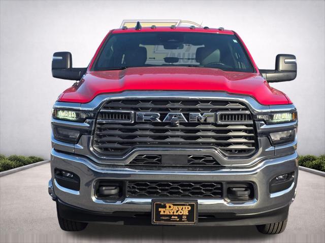 2026 RAM Ram 3500 Chassis Cab RAM 3500 TRADESMAN CREW CAB CHASSIS 4X4 60 CA