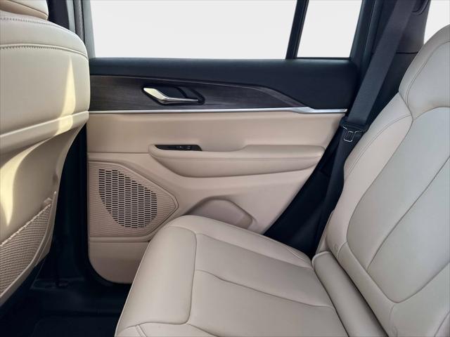 2025 Jeep Grand Cherokee Limited 4x4