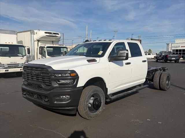 2026 RAM Ram 3500 Chassis Cab RAM 3500 TRADESMAN CREW CAB CHASSIS 4X4 60 CA