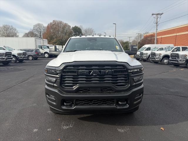 2026 RAM Ram 3500 Chassis Cab RAM 3500 TRADESMAN CREW CAB CHASSIS 4X4 60 CA