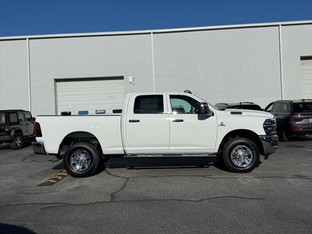 2026 RAM Ram 2500 RAM 2500 TRADESMAN CREW CAB 4X4 64 BOX