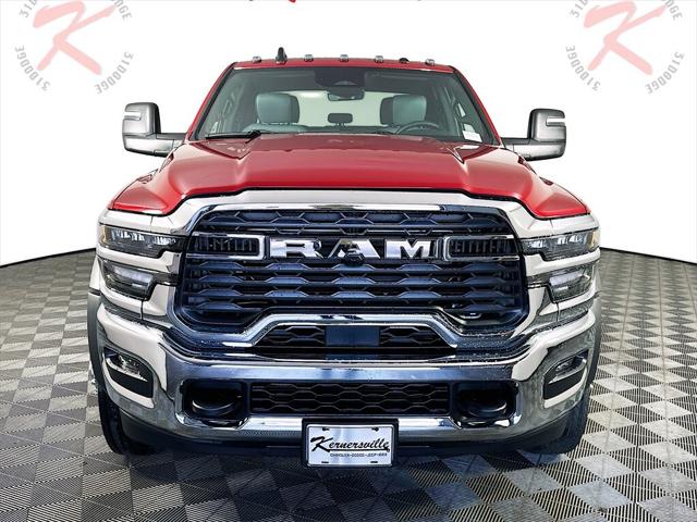2026 RAM Ram 5500 Chassis Cab RAM 5500 TRADESMAN CHASSIS CREW CAB 4X4 84 CA