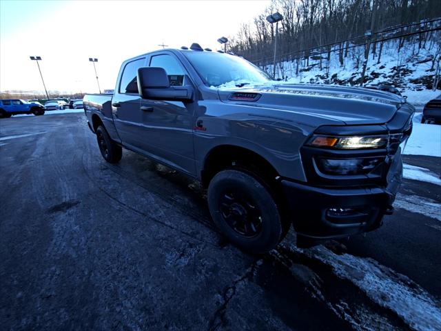 2026 RAM Ram 3500 RAM 3500 TRADESMAN CREW CAB 4X4 64 BOX