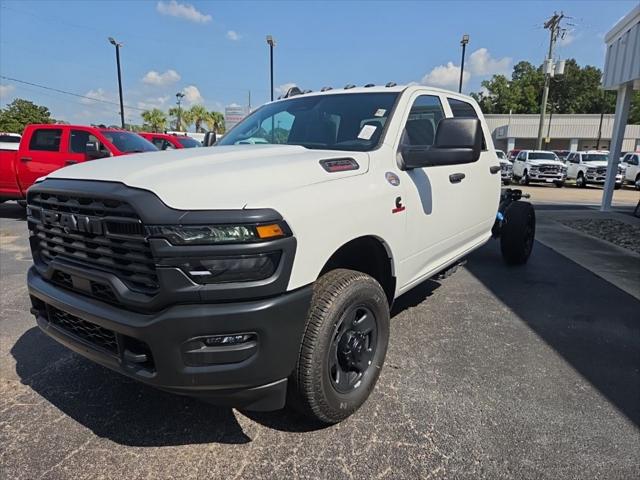 2026 RAM Ram 3500 Chassis Cab RAM 3500 TRADESMAN CREW CAB CHASSIS 4X2 60 CA