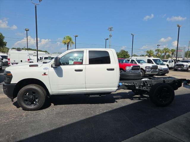 2026 RAM Ram 3500 Chassis Cab RAM 3500 TRADESMAN CREW CAB CHASSIS 4X2 60 CA