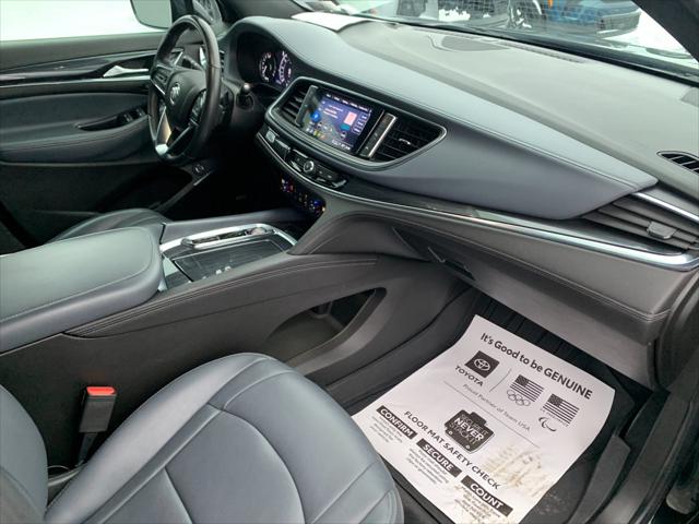 2023 Buick Enclave Premium AWD