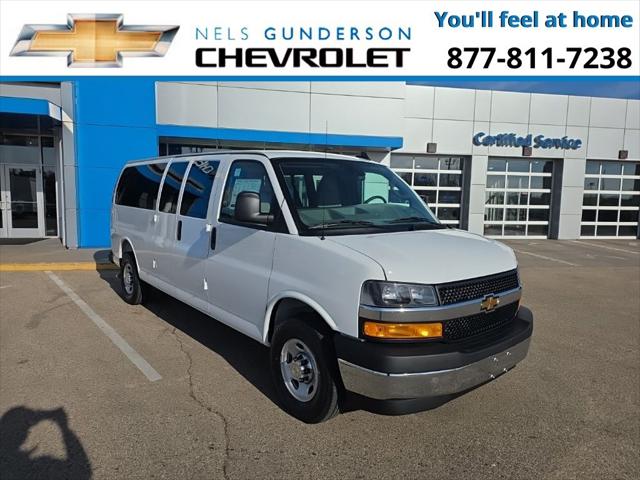 2025 Chevrolet Express Passenger RWD 3500 Extended Wheelbase LT
