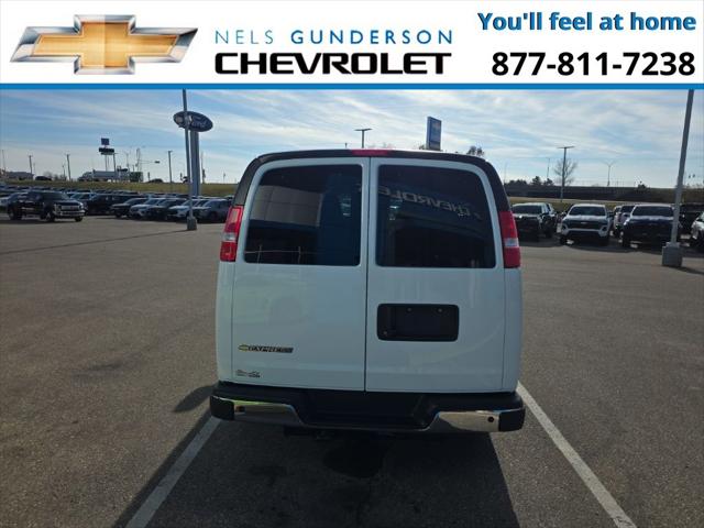 2025 Chevrolet Express Passenger RWD 3500 Extended Wheelbase LT