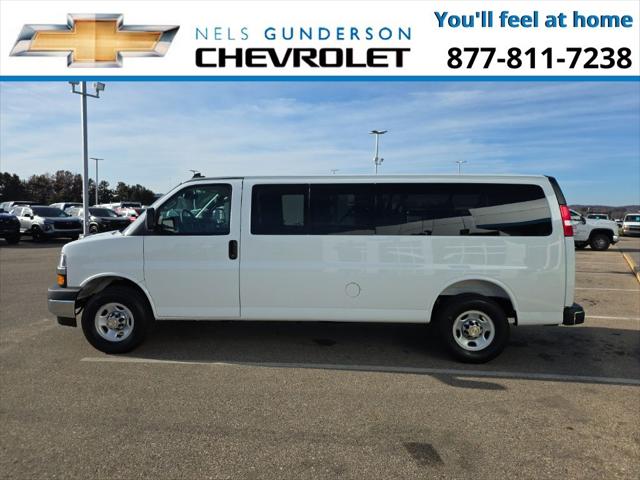 2025 Chevrolet Express Passenger RWD 3500 Extended Wheelbase LT
