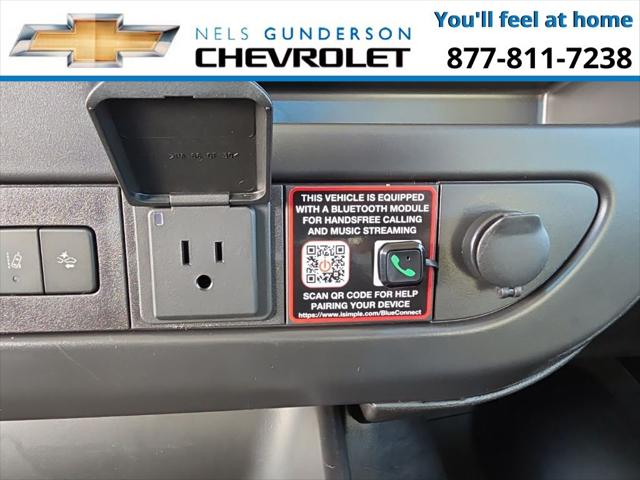 2025 Chevrolet Express Passenger RWD 3500 Extended Wheelbase LT
