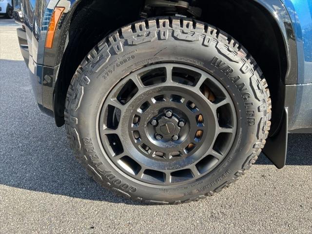 2026 Land Rover Defender OCTA
